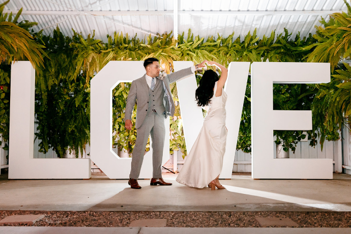 love-sign-outdoor-couple-dancing-fruitcraft-san-diego